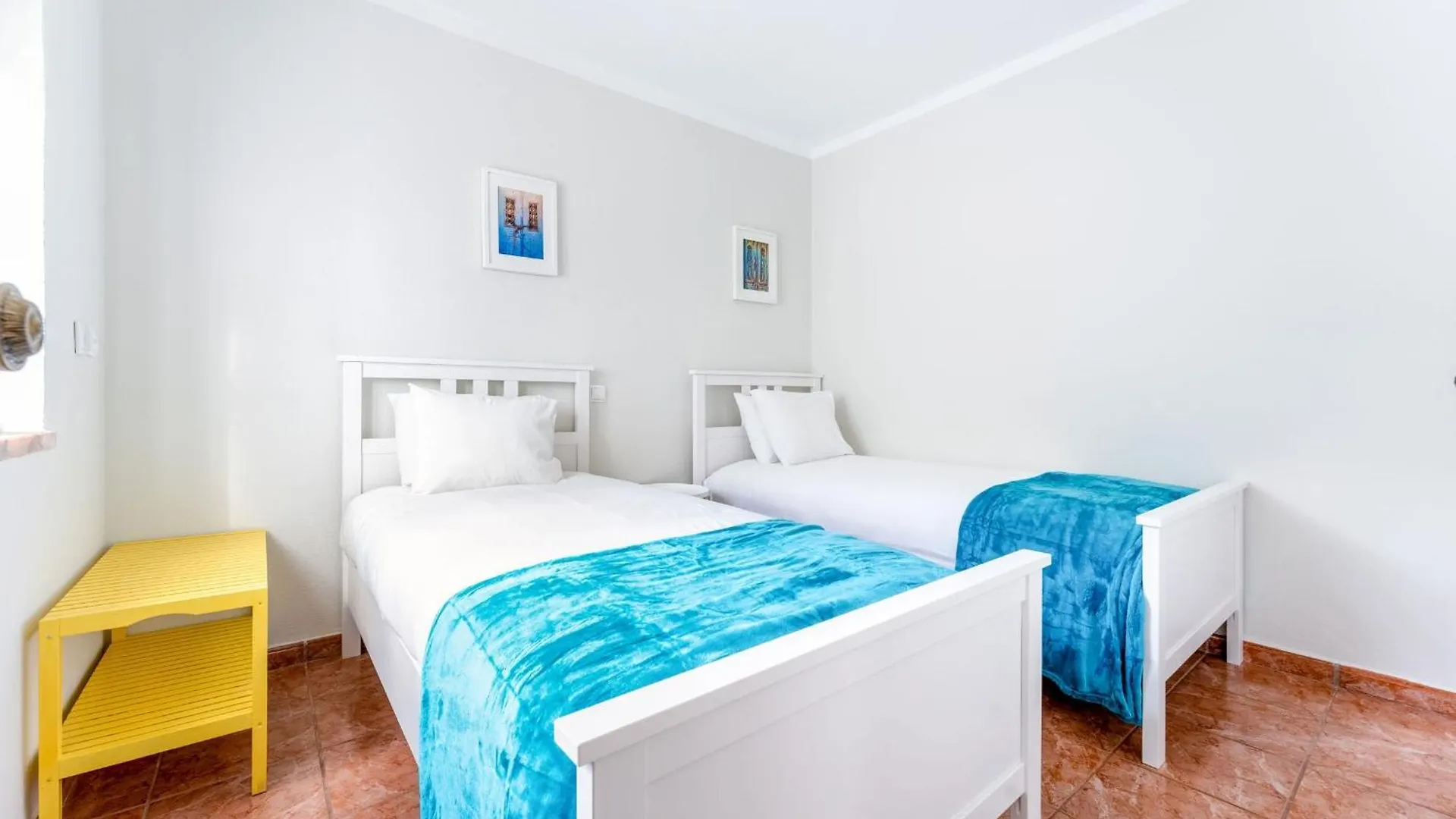 Comfy Flat W/ Rooftop Beach View By Lovelystay Burgau Portugal